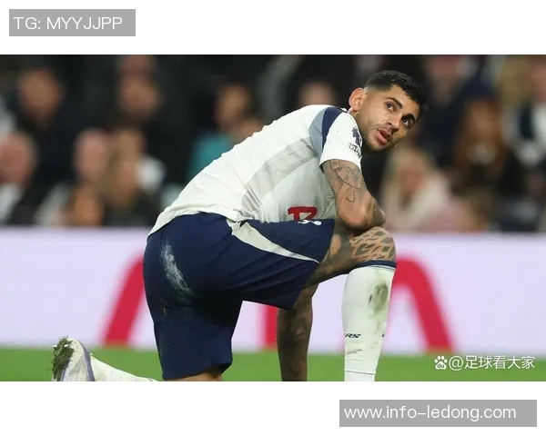 电讯报揭示热刺更衣室权力斗争罗梅罗特权引发弗兰克权威动摇